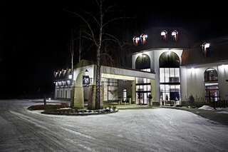 Фото Отель Hotel Rozdroże Nieborów г. Неборув